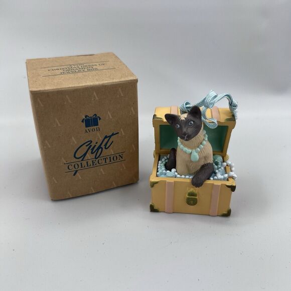 Avon Vintage Sitting Pretty Siamese Cat in Jewelry Box Christmas Ornament In Box - Picture 1 of 15